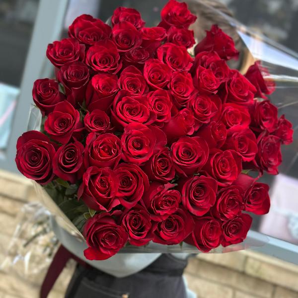 Букет из 51 голландской красной розы